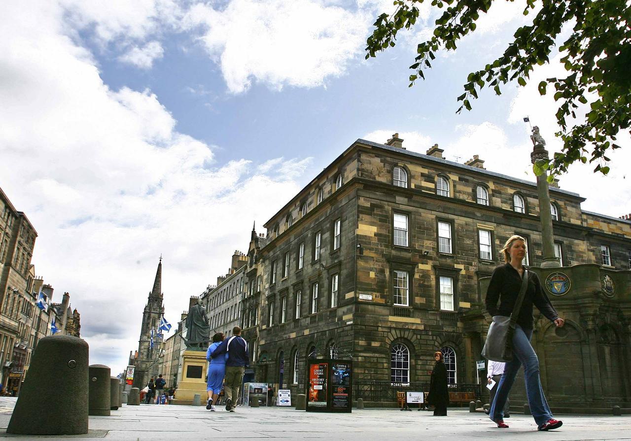 Parliament Sq Apartamento Edimburgo Exterior foto
